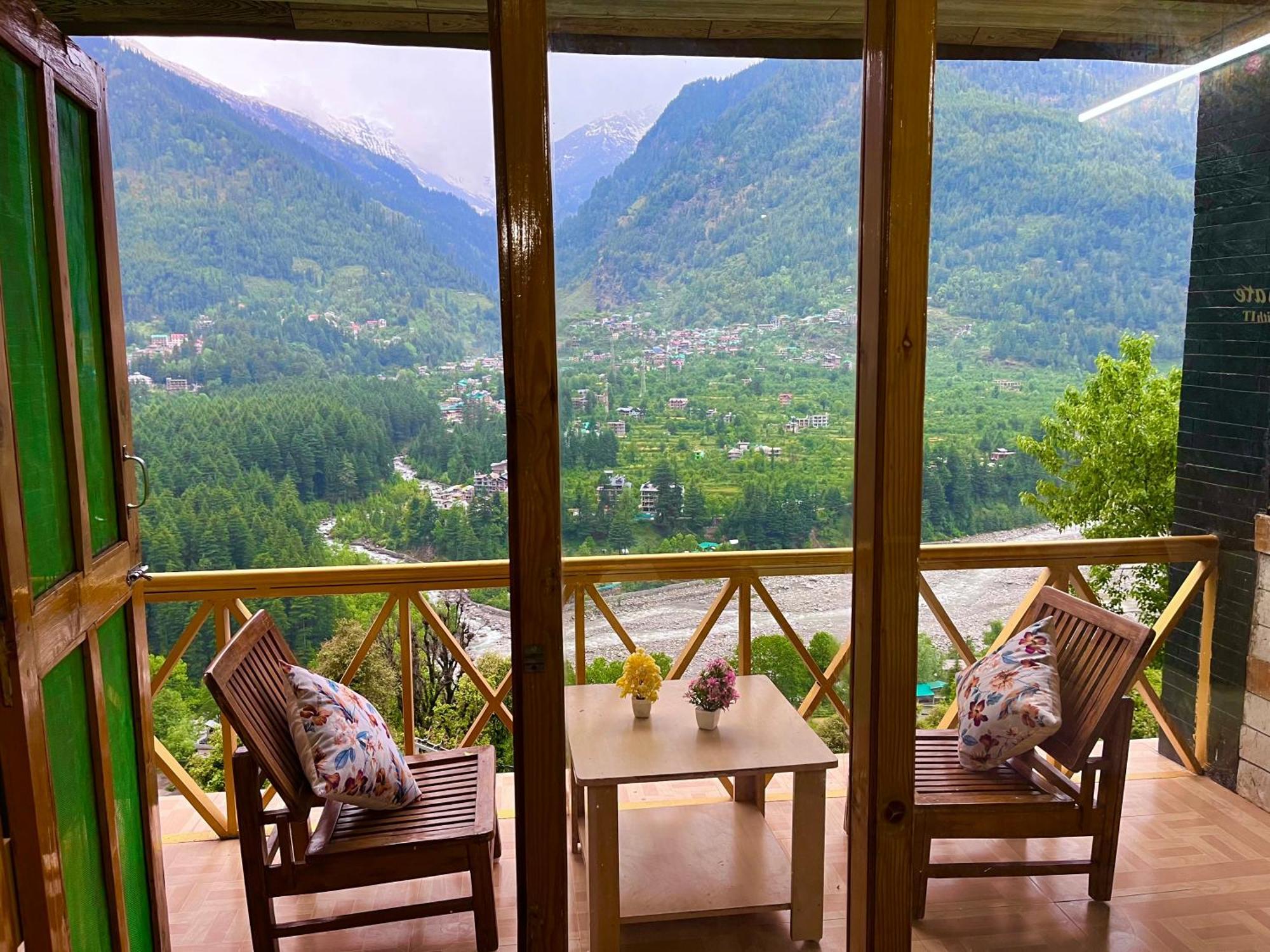 Naina Deventure Resort, Manali - Premium Rooms With Centrally Heated & Scenic View 외부 사진