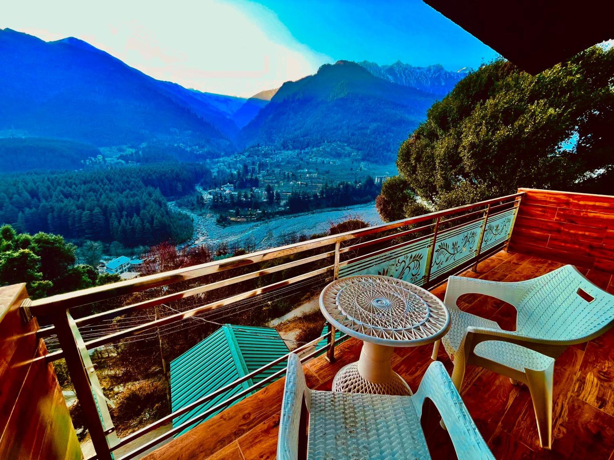 Naina Deventure Resort, Manali - Premium Rooms With Centrally Heated & Scenic View 외부 사진